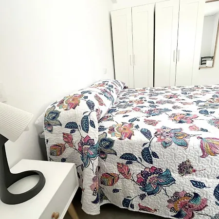 Holiday Beach Apartment アパート *